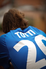 Cargar imagen en el visor de la galería, Totti, Italia Eurocopa 2000
